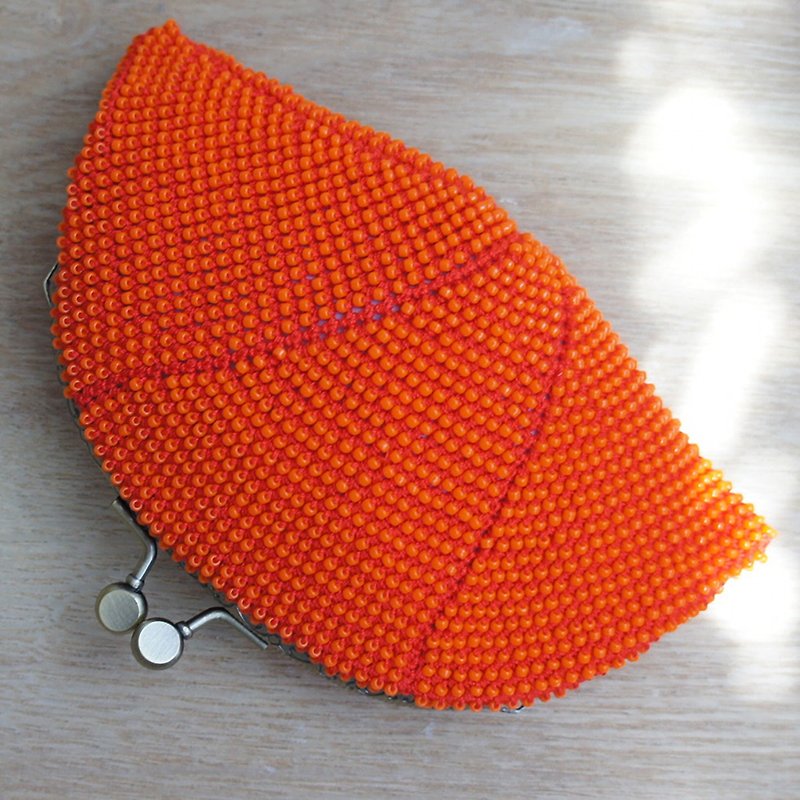 Ba-ba handmade Seedbeads crochet pouch No.1113 - 化妝袋/收納袋 - 其他材質 紅色