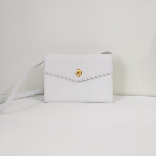 Louis Vuitton Faye Wong Messenger Bag Underarm Bag - Shop RARE TO GO  Messenger Bags & Sling Bags - Pinkoi