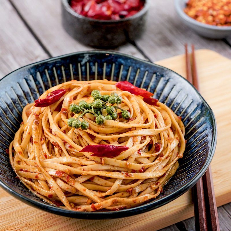 【Xianghe Vegetable Food】Sichuan Spicy Noodles 1 bag 4 into 4 bags zone-Vegetarian - Noodles - Other Materials 