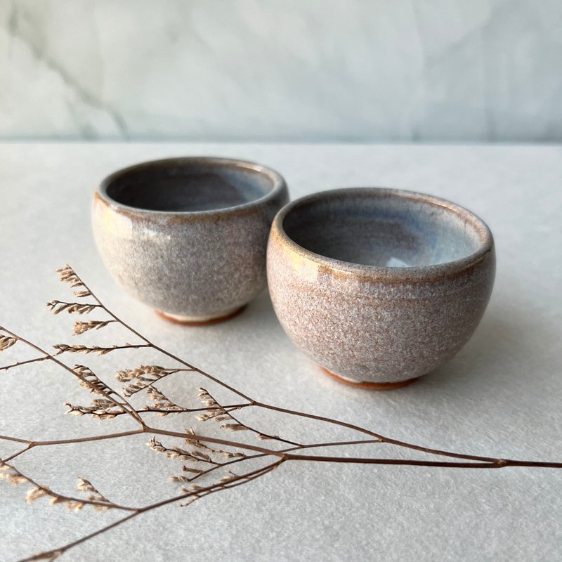 白惑星。手工小茶杯 陶杯 茶杯 お湯吞 茶具 陶藝茶器 教師節禮物 - 茶壺/茶杯/茶具 - 陶 白色