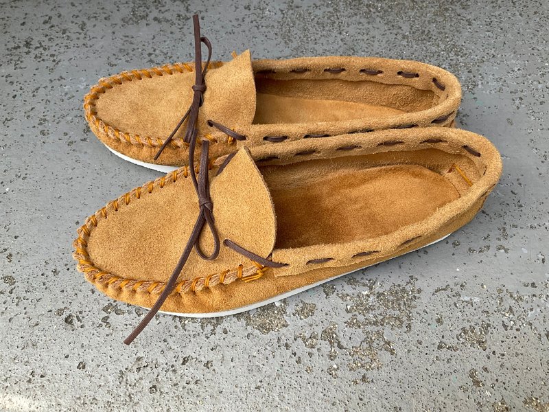 送料無料【新作】超軽量　モカシンシューズ　EMA-moccasin足を包み込む本革スエード　/スエードキャメル - 女休閒鞋/帆布鞋 - 真皮 咖啡色
