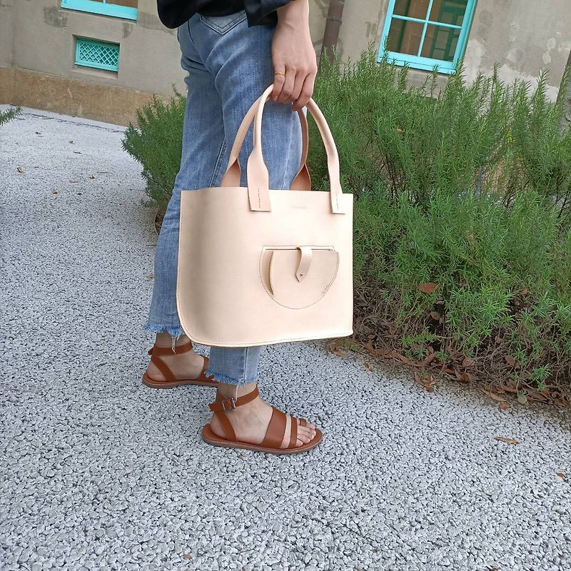 Three-dimensional pocket A4 handbag - Handbags & Totes - Genuine Leather Khaki