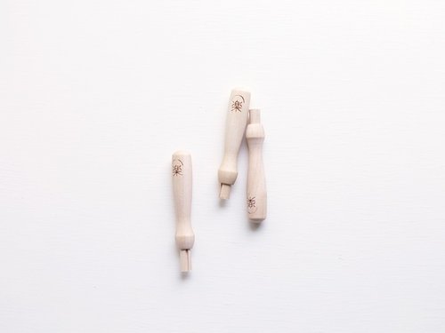 Leyan 樂洋羊毛氈專門店 樂洋・羊毛氈專用基本工具-實木可收納特製單針握柄