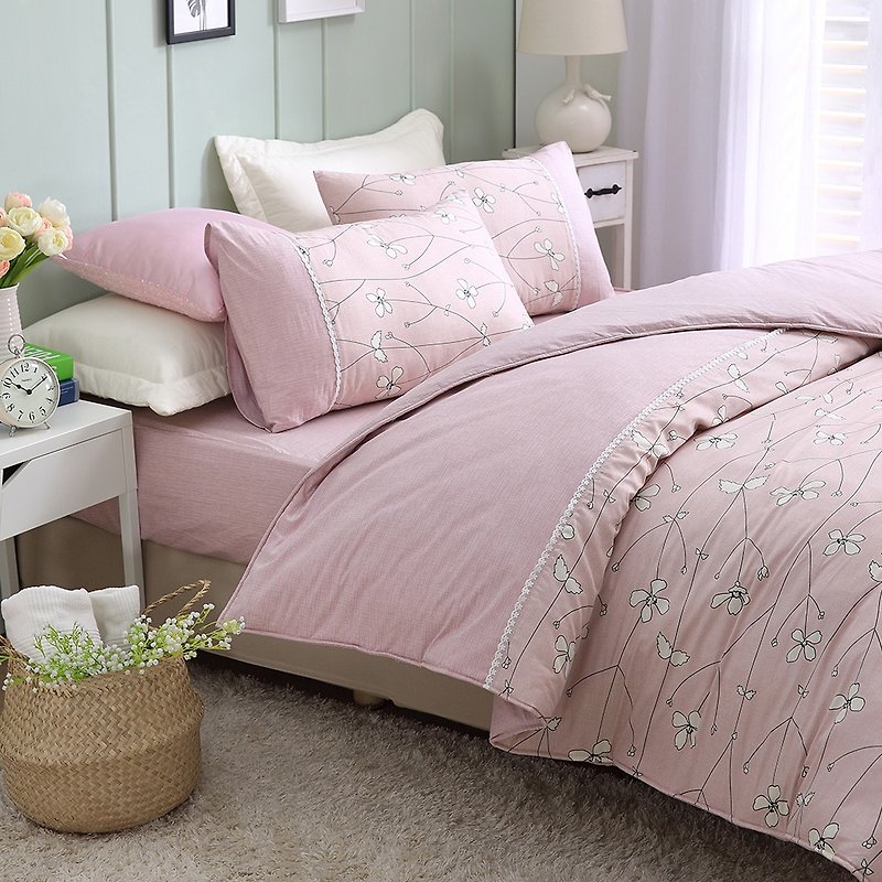 Extra large [Love] Small flower bed lovers lover language (powder) dual-purpose bedding package four-piece King size - เครื่องนอน - ผ้าฝ้าย/ผ้าลินิน สึชมพู