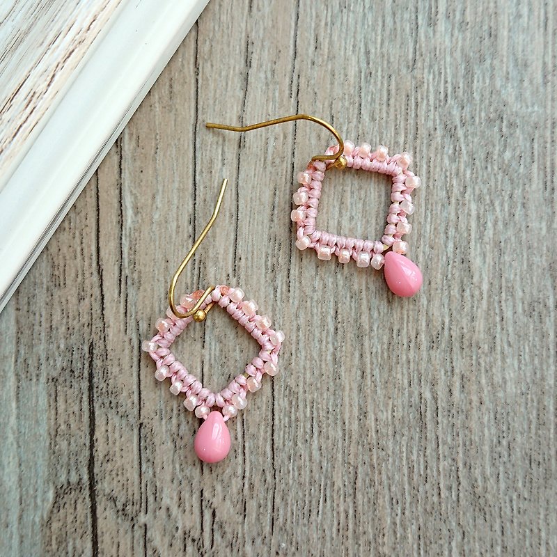 A122-Bohemian South American Wax Line Braided Brass Japanese Bead Earrings (ear hook/ear clip) - Earrings & Clip-ons - Other Materials Pink