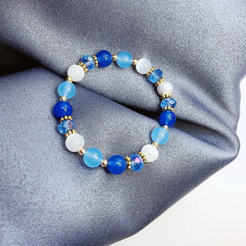 Frosted Colored Tree Blue Chalcedony Bracelet - Bracelets - Stone Blue