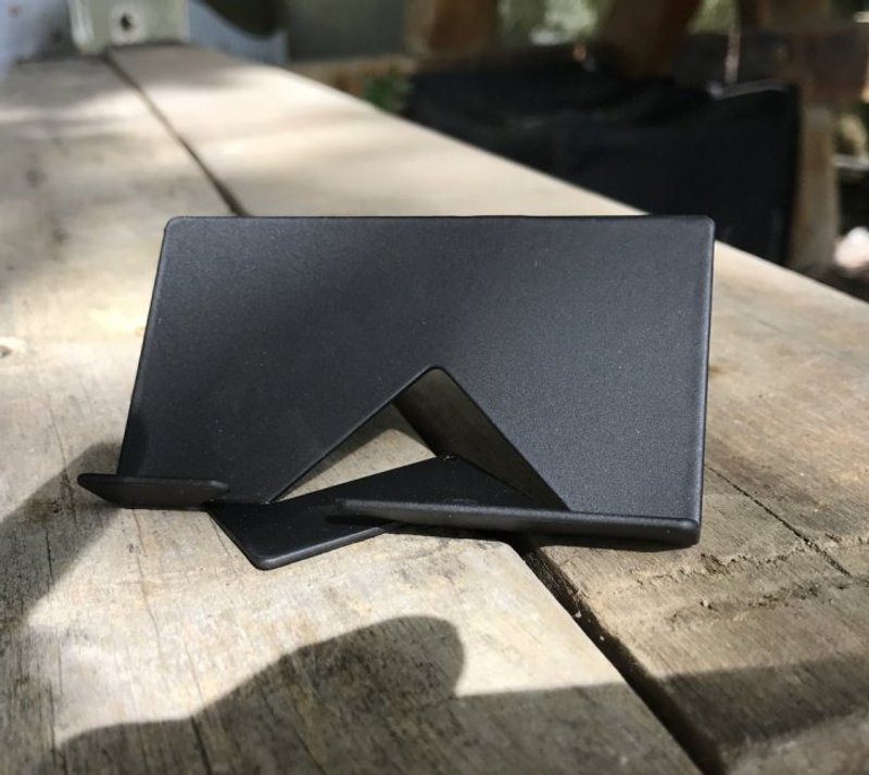 設計款名片架　特殊陵線感　少即是多　名片座 - 擺飾/家飾品 - 其他金屬 黑色