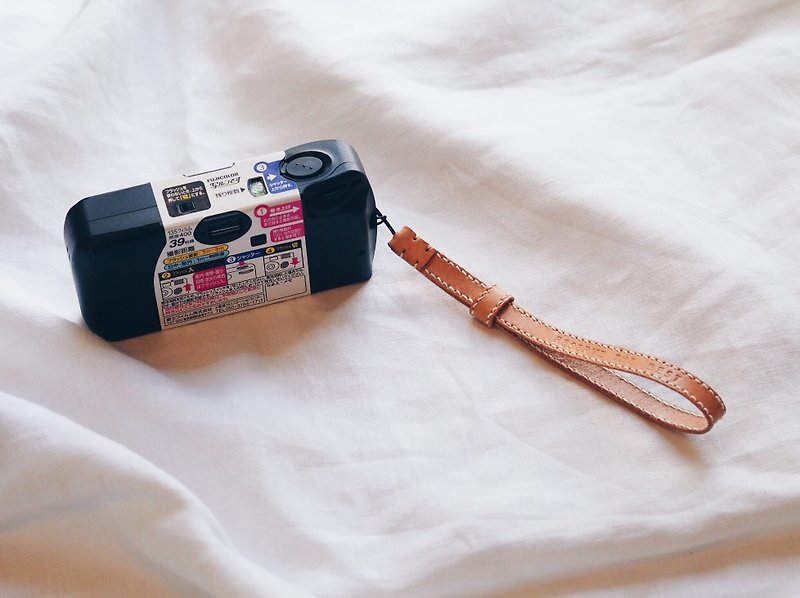 [NINOX] handmade leather camera with send print - Cameras - Genuine Leather Brown