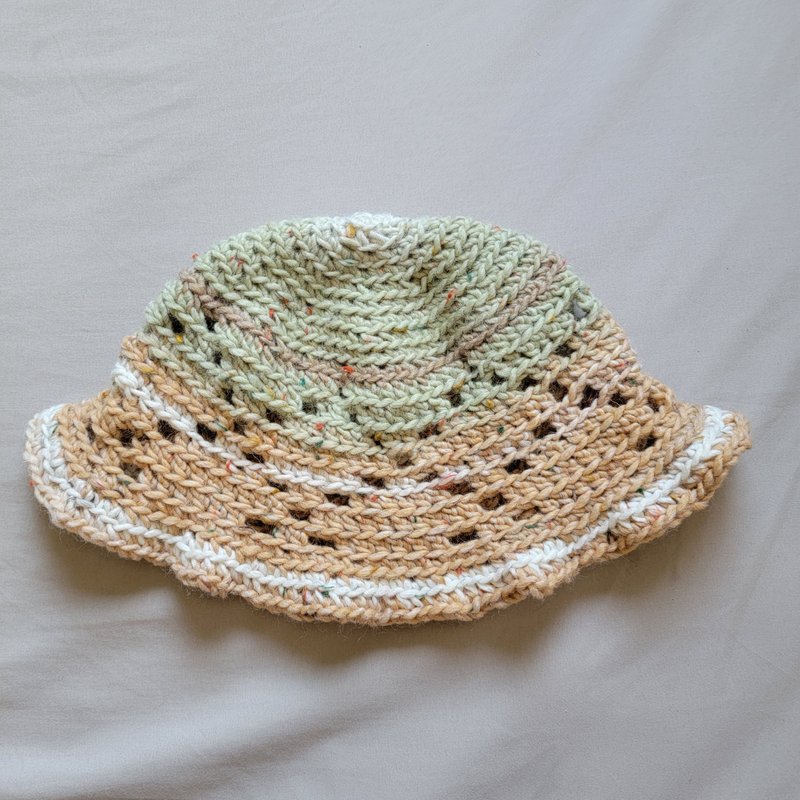 [Hand-woven wool hat | 048 Grassland] - หมวก - ขนแกะ หลากหลายสี