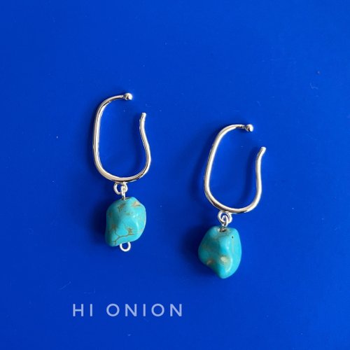 讓美麗觸手可及 hi onion 點綴你的每一刻精彩。 Hi Onion 福利回饋款天然最佳化綠松石無耳洞銀色耳掛耳夾耳環