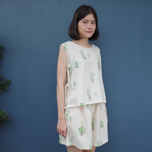 linnil Cactus bow-side top / limited printed on 100% cotton