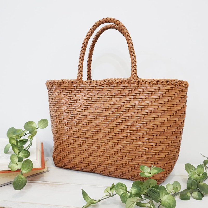 Buffalo leather hand-woven mesh tote bag - Handbags & Totes - Genuine Leather Brown