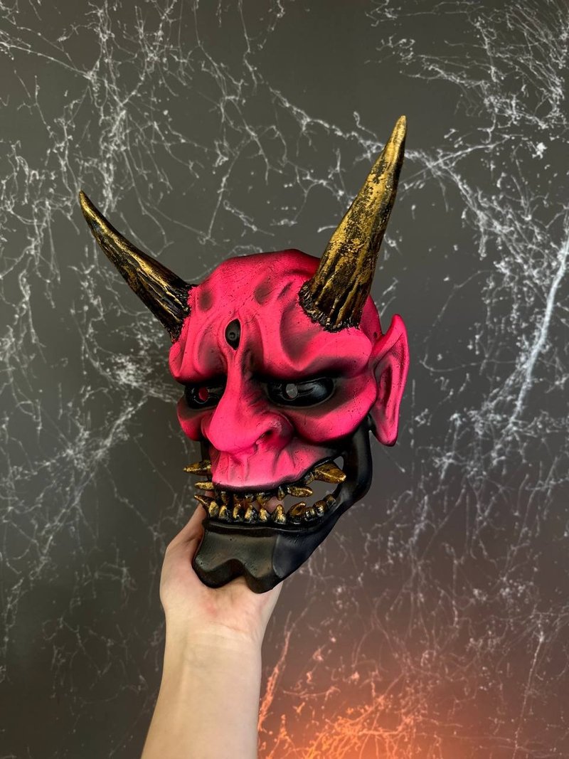 UV Glow Oni Mask wearable, Wall Decor Horror demon mask, Kabuki mask - หน้ากาก - เรซิน สึชมพู