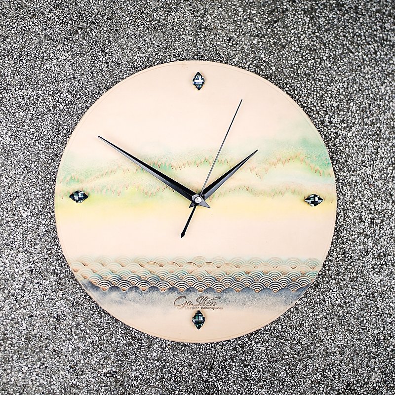 UNITA swear series - time commitment leather clock - wall clock - นาฬิกา - หนังแท้ สีเขียว