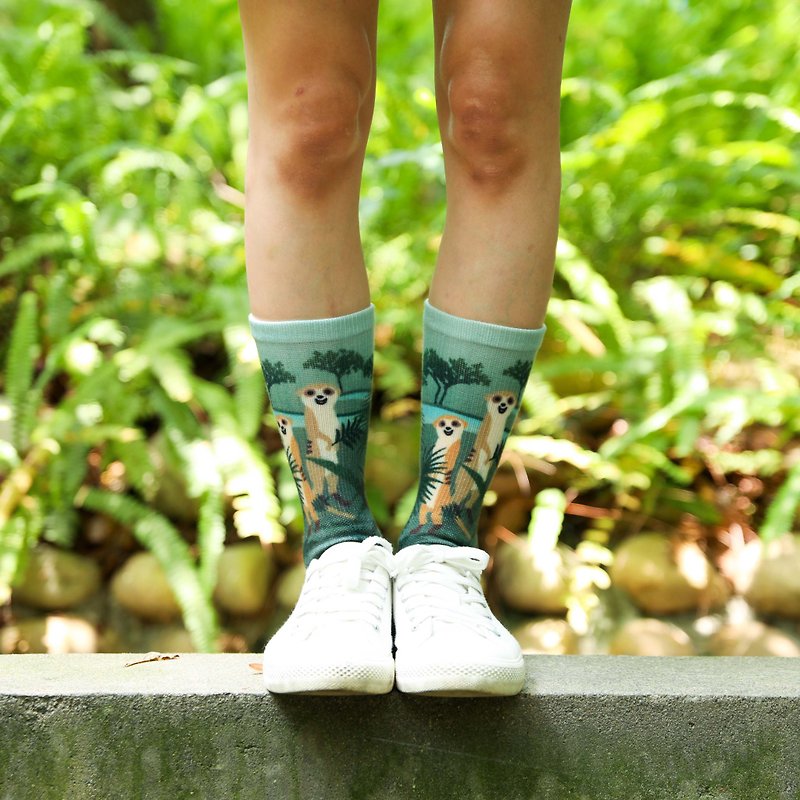 【小創襪】非洲動物-狐獴/運動襪/熱帶草原/動物/大自然/野性之美 - 襪子 - 環保材質 綠色