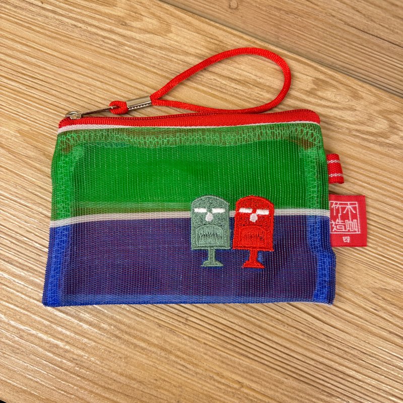 Post box embroidered eggplant storage bag - กระเป๋าสตางค์ - พลาสติก หลากหลายสี