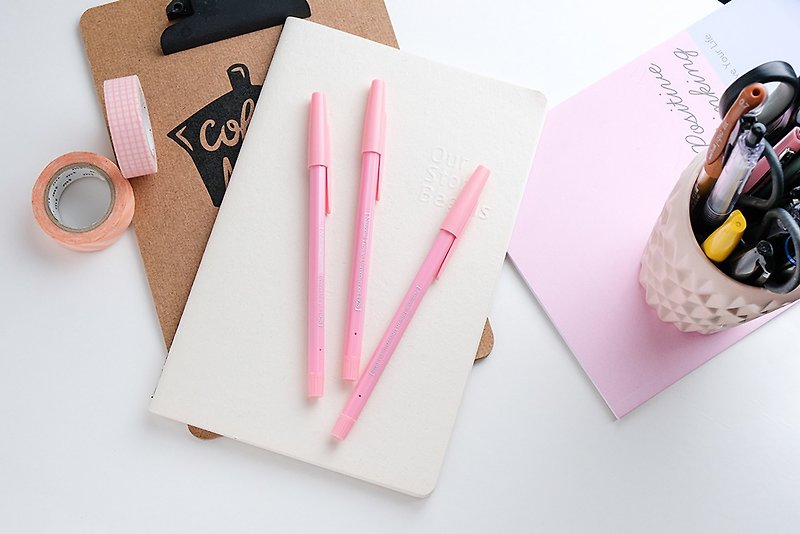 National Taiwan University Retro Ball Pen-Coral Pink - Ballpoint & Gel Pens - Other Metals Pink