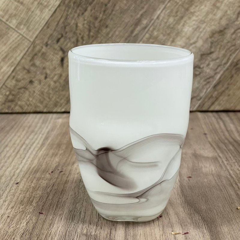 Moliu Cup ll hand-made glass pure hand-blown - แก้ว - แก้ว หลากหลายสี