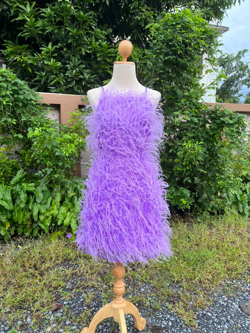 Dress embroidered with ostrich feathers, purple dress. take pictures of parties - 洋裝/連身裙 - 羽絨 多色