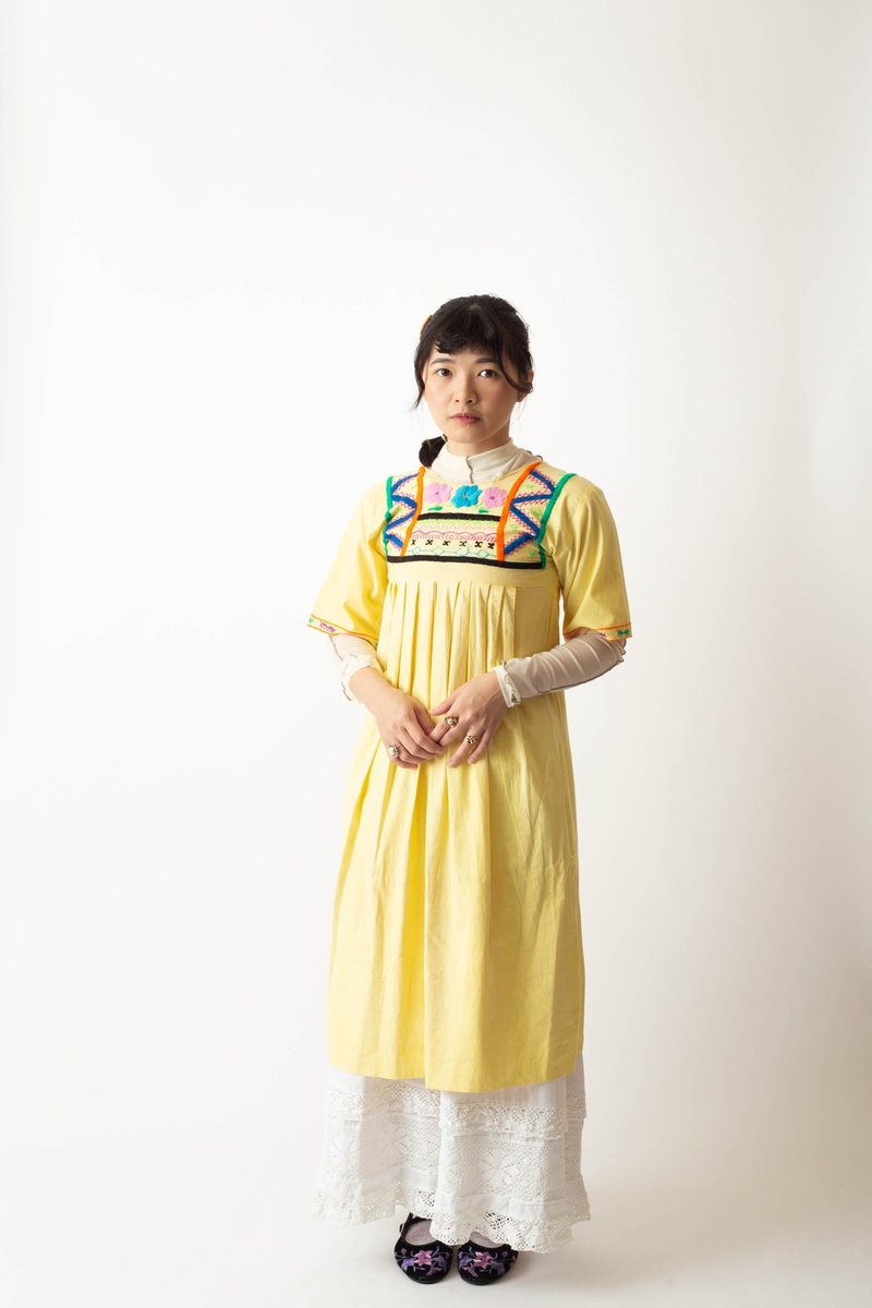 Mexican Folk  Dress 墨西哥刺繡洋裝【初戀販賣所】B650 - 洋裝/連身裙 - 棉．麻 黃色