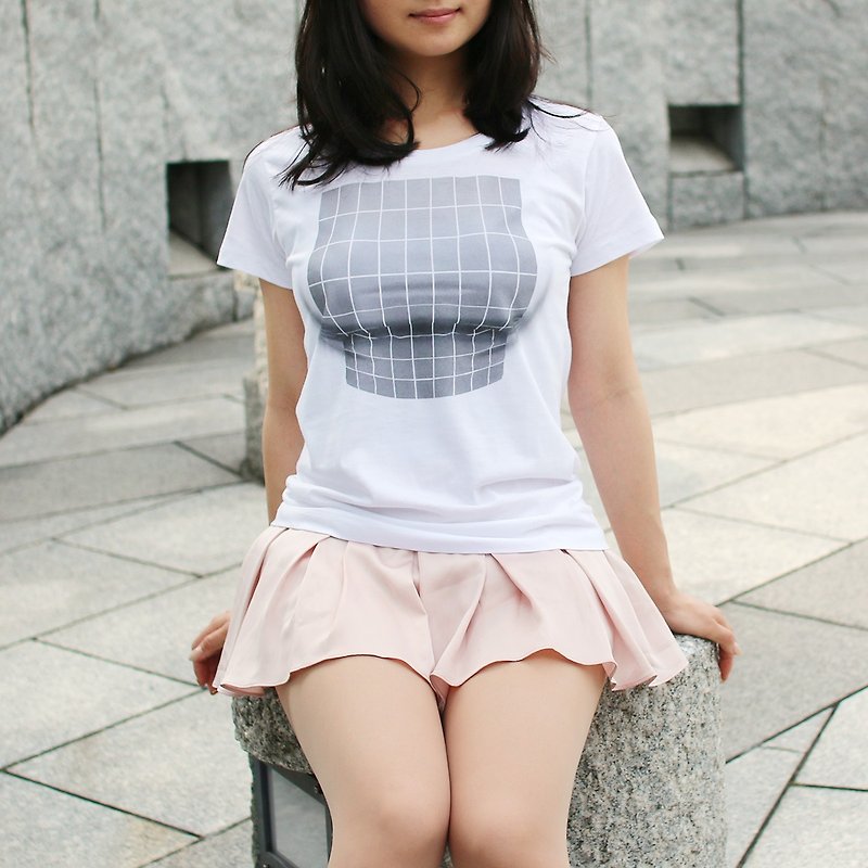Mousou Mapping T-shirt/ Illusion grid/ WL size - Women's T-Shirts - Cotton & Hemp Gray