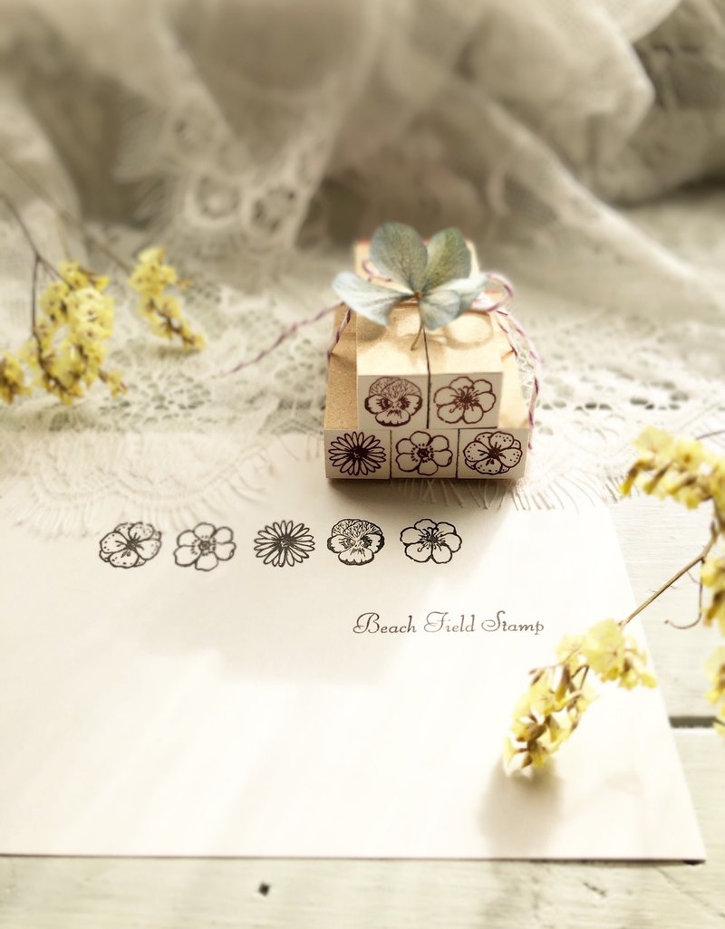 Classic Flower Petite Stamp Set - 印章/印台 - 其他材質 