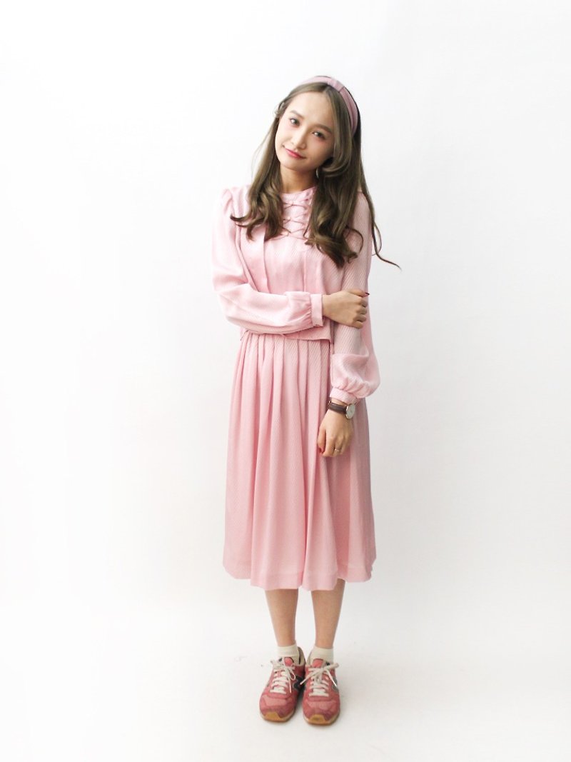 [RE0322D1044] Nippon retro striped satin trim spring and summer pink vintage dress - ชุดเดรส - เส้นใยสังเคราะห์ สึชมพู