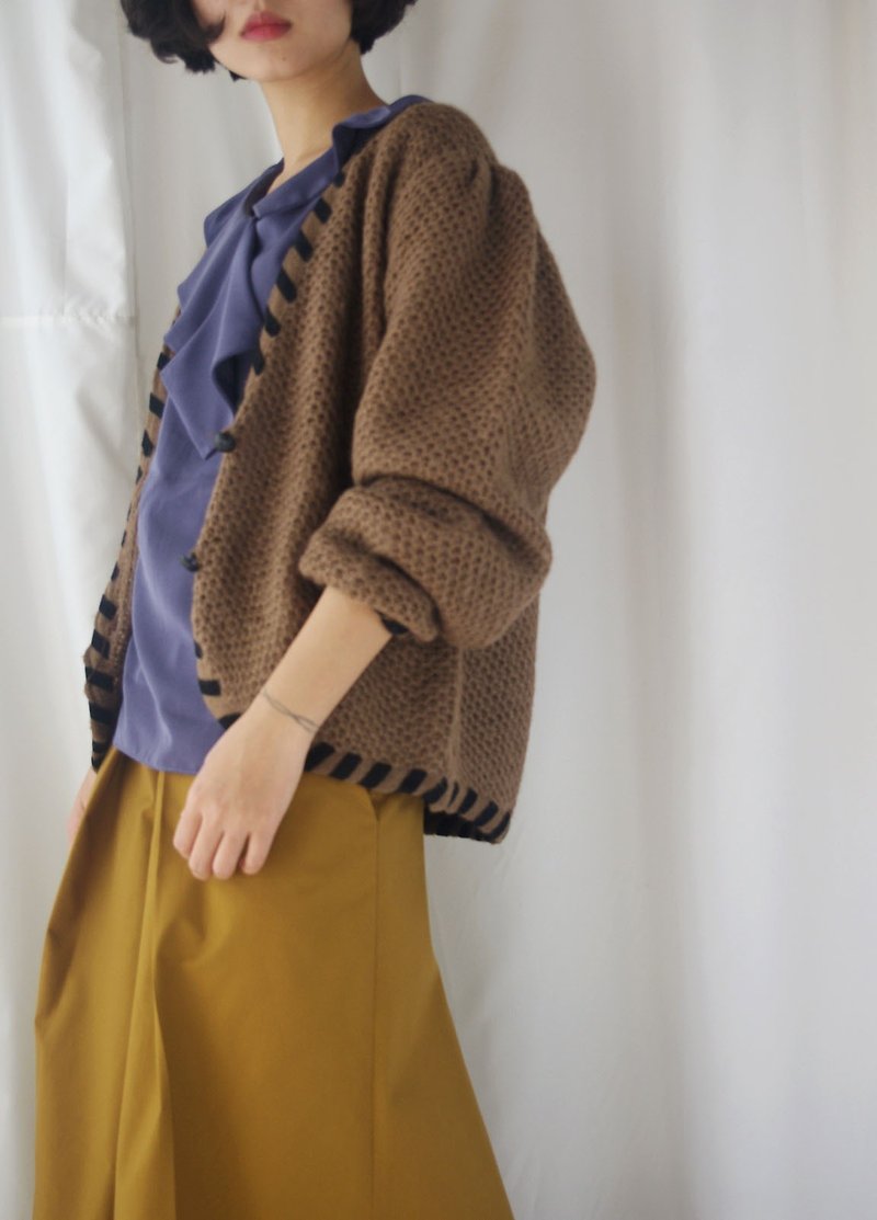 4.5studio- vintage treasure hunt - black velvet trim beige retro short version coarse knit jacket - Women's Sweaters - Polyester Brown