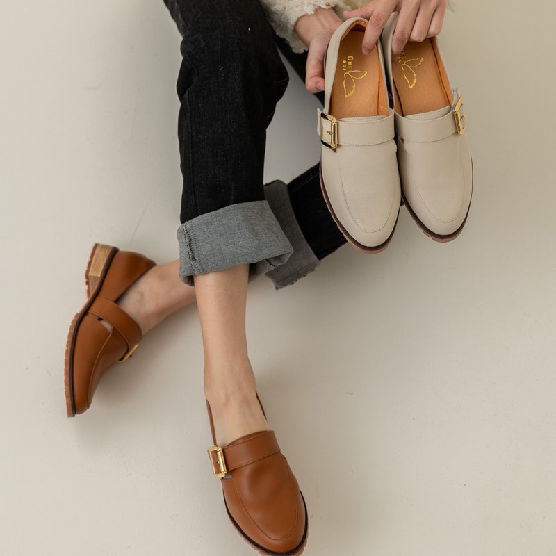 【聖誕派對 穿搭】Gaia蓋亞氣質 真皮 樂福鞋 米白 MIT手工鞋 - 其他女皮鞋 - 真皮 白色