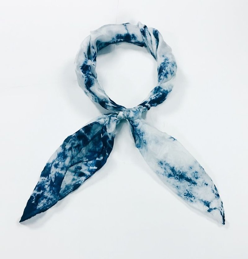 Blue dyed scarf - ผ้าพันคอ - ผ้าไหม สีน้ำเงิน