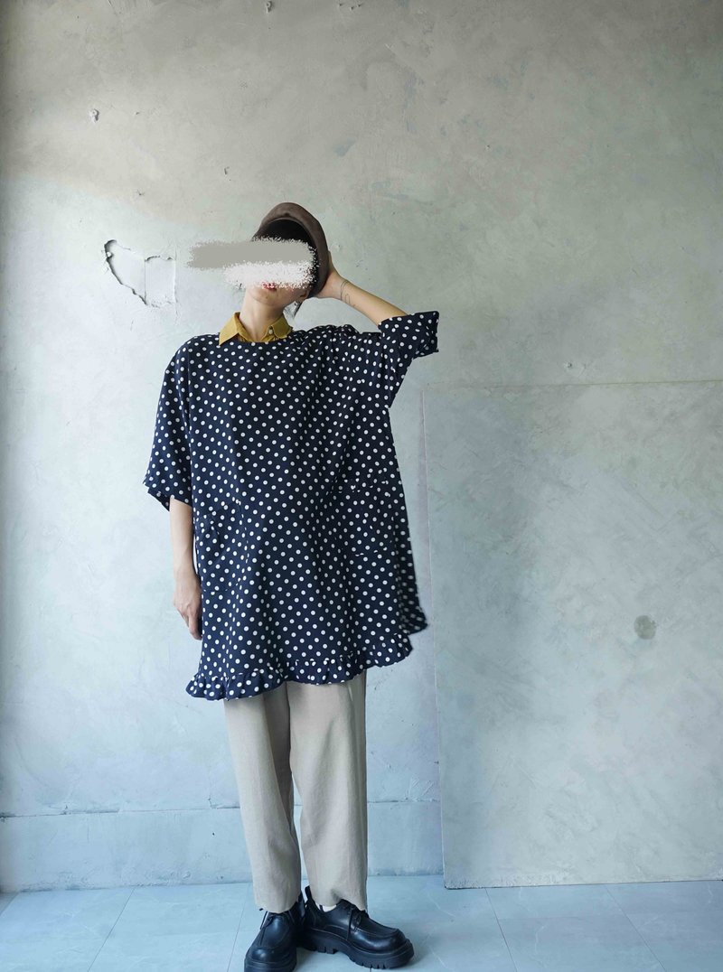 尋寶古著-藍底白點水玉圓點復古圍裙式洋裝 - 洋裝/連身裙 - 聚酯纖維 藍色