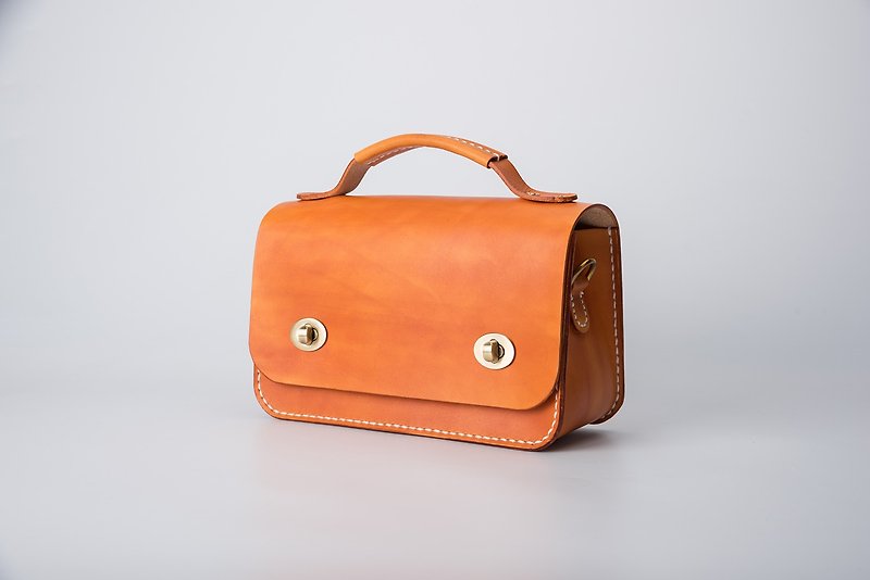 [Cutting line] Small eyes handmade leather small briefcase female bag shoulder messenger bag small square bag clutch - Clutch Bags - Genuine Leather 
