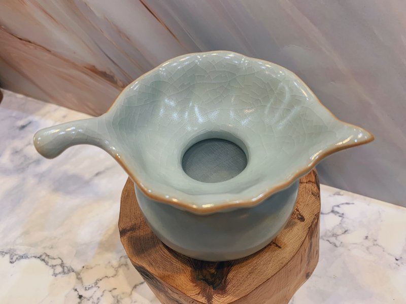 台灣汝窯大師林德豐 - 汝窯茗葉茶漏(現貨+預購) - 茶壺/茶杯/茶具 - 陶 藍色