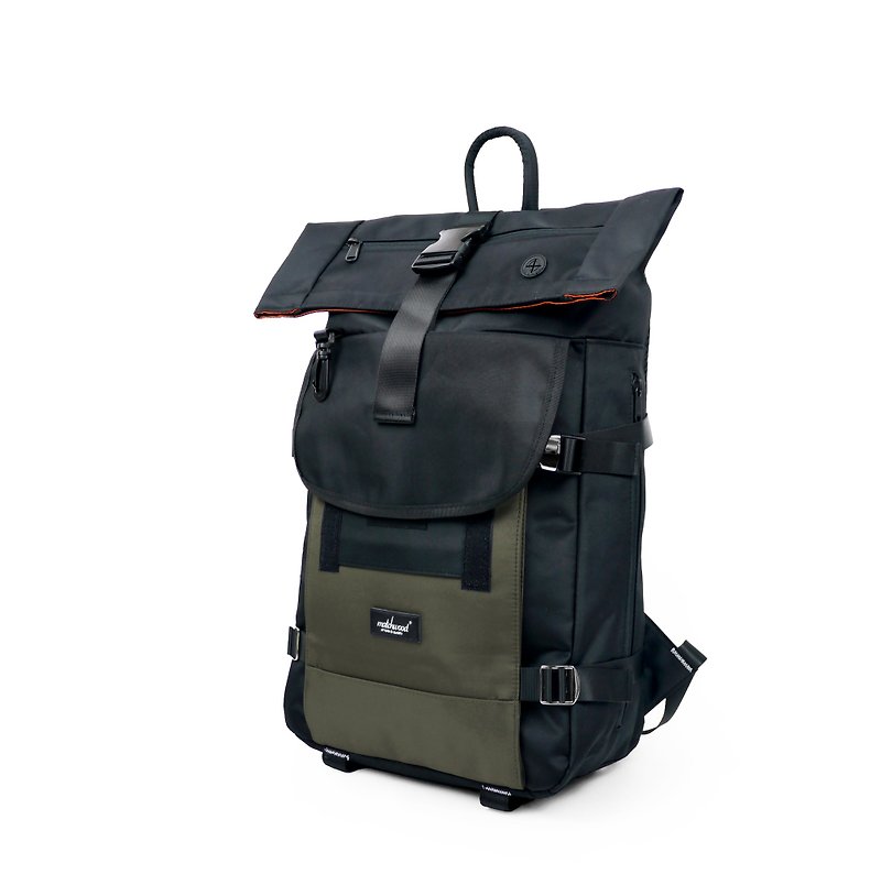 Matchmaker design Matchwood Rider high-profile waterproof pen backpack 17-inch laptop clip | new facelift upgrade | metal black - กระเป๋าเป้สะพายหลัง - วัสดุกันนำ้ สีเขียว