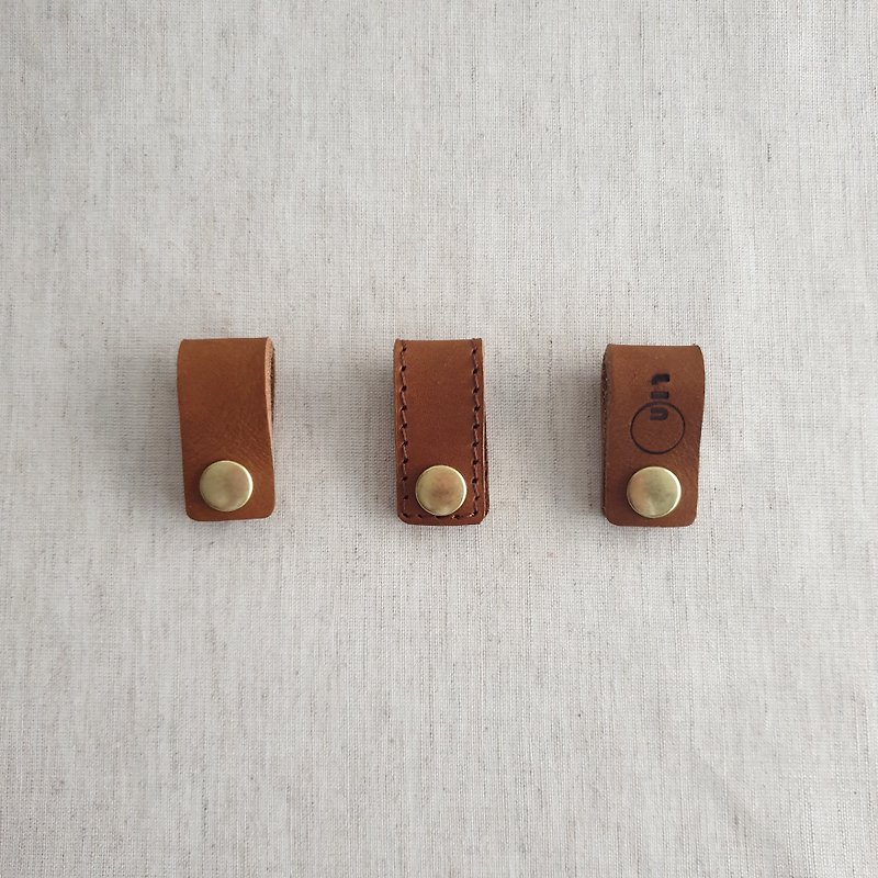 . LIN leather. Handmade leather goods take-up reel brown _ can print letters for free - ที่เก็บสายไฟ/สายหูฟัง - หนังแท้ สีนำ้ตาล