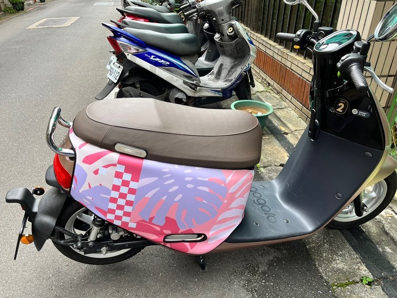 熱帶雨林(粉粉紅) gogoro系列車套 防刮車套 龜背芋 - 其他 - 聚酯纖維 粉紅色