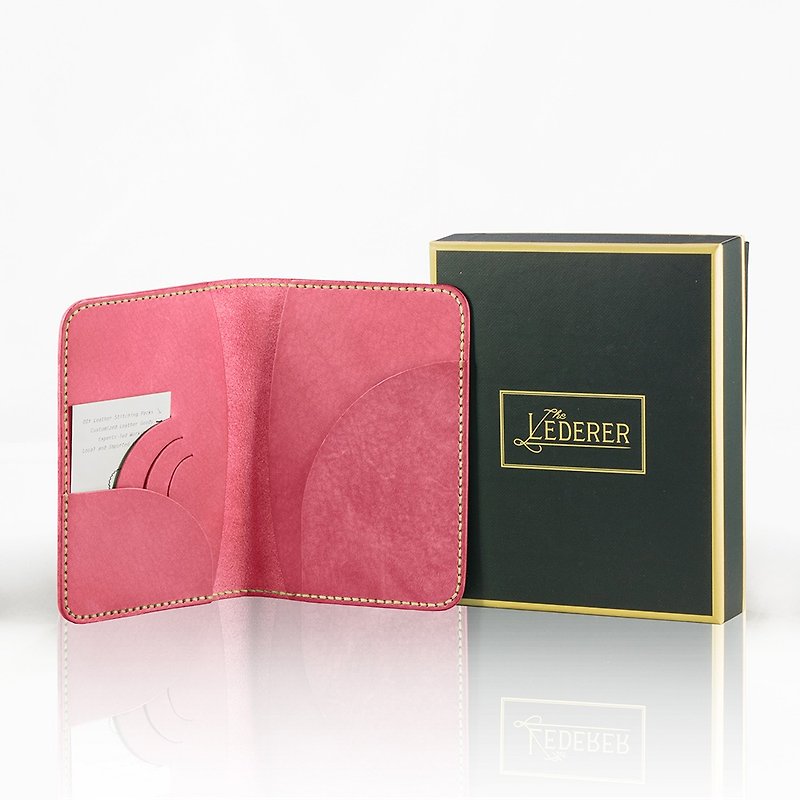 パスポートカバーII。手縫いレザー素材バッグ。 BSP048 - 革細工 - 革 ピンク