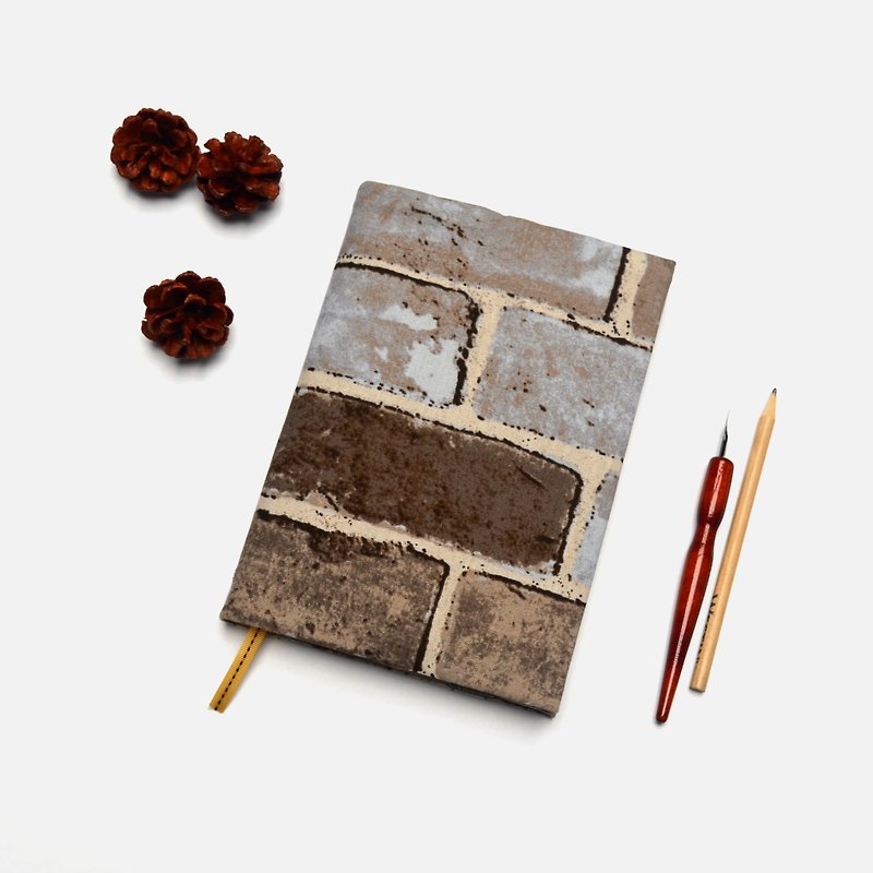 Retro Brick Pattern book cover with bookmark handmade Print Cotton Fabric canvas - ปกหนังสือ - ผ้าฝ้าย/ผ้าลินิน สีนำ้ตาล