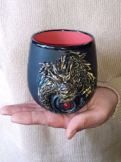 ドラゴン模様の陶器カップ 500x0.jpg
