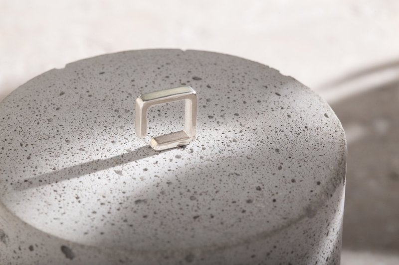 方框耳扣 Frame EarCuff - 耳環/耳夾/耳骨夾 - 純銀 銀色