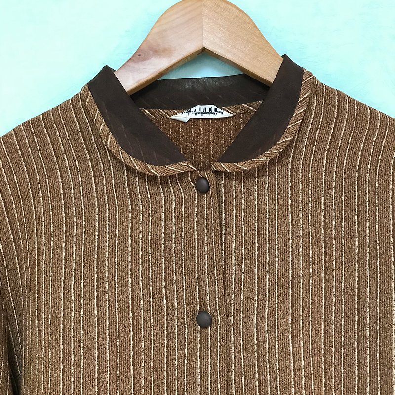 Top / Brown Stripe Long-sleeves Blouse - Women's Shirts - Polyester Brown
