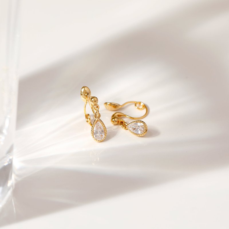 raindrop GD - Sparkling transparent teardrop loop Clip-On gold - Earrings & Clip-ons - Other Metals Gold