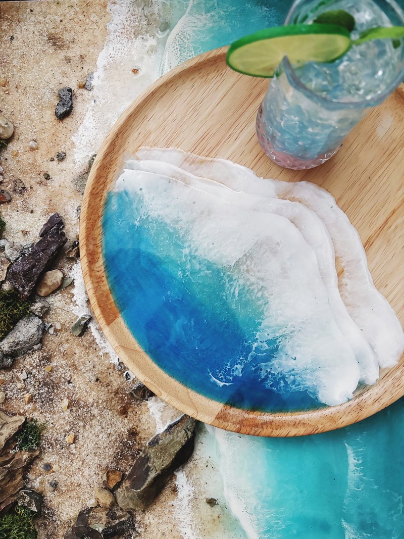 [Ready Stock] Ocean Waves Teal Log Plate - Items for Display - Resin 