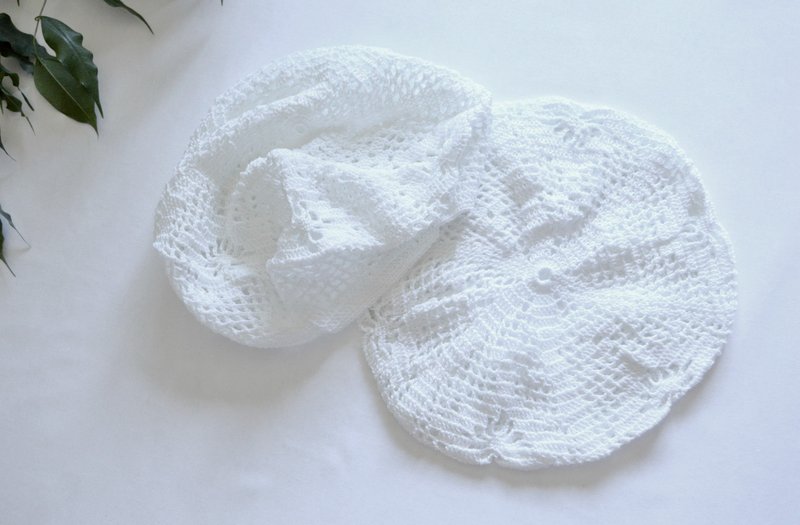 White beret hat / Hand-knitted cotton beret / Crocheted beret - หมวก - ผ้าฝ้าย/ผ้าลินิน ขาว