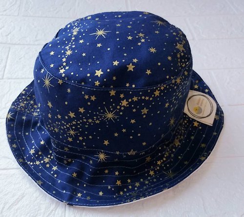 Petites sewing 手工製作 - 兒童雙面漁夫帽(藍底金星) 可加防U