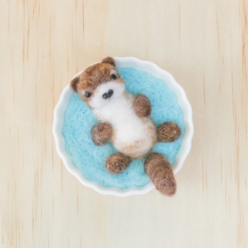 Otter Jun Hot Spring Bath Wool Felt/Valentine's Day Gift Thumb Wool Felt Customized Pet Handmade Gift Commemorative - ตุ๊กตา - ขนแกะ สีนำ้ตาล