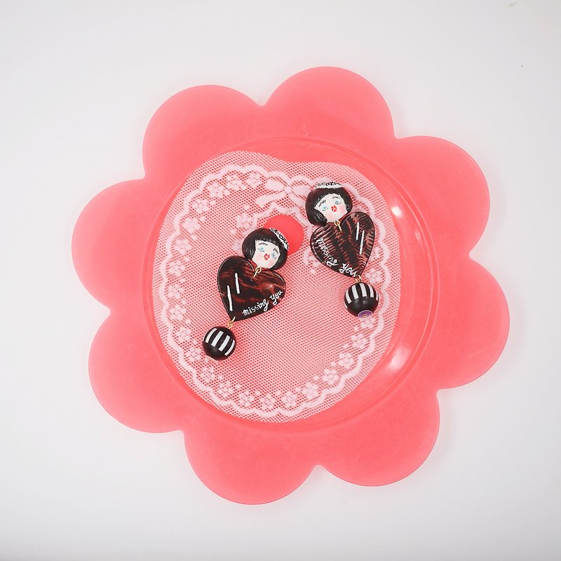 Modern girl striped love earrings Clip-On - Earrings & Clip-ons - Clay Black
