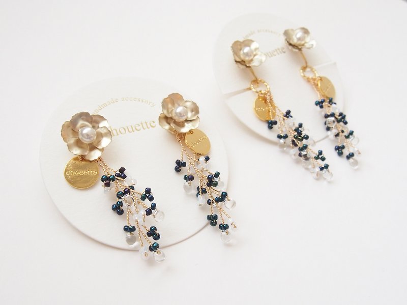 Matte gold flower earrings navy - Earrings & Clip-ons - Other Materials Blue