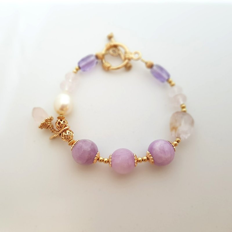 Crystal Girl Crystal World 【Queen】 - Purple Li Hui bracelet bracelet natural crystal gemstone made - สร้อยข้อมือ - เครื่องเพชรพลอย สีม่วง