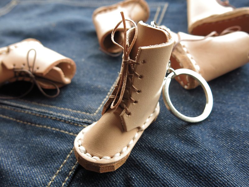 Paired Boots Original vegetable tanned leather. Handmade [JANE_one_piece] - Keychains - Genuine Leather Brown